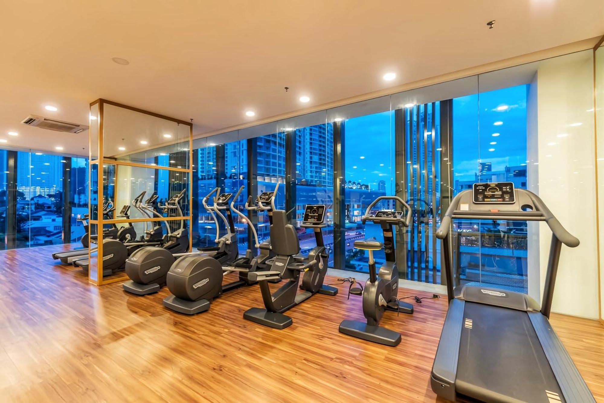 The Landmark Penang By Stay Premium Tanjung Tokong Exteriör bild